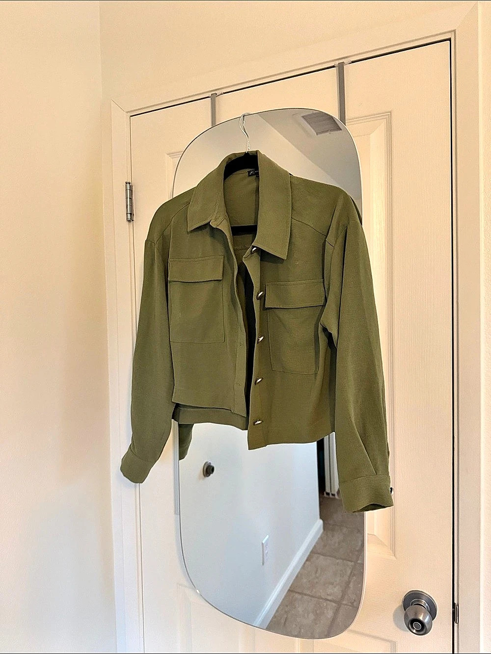 Women's Utility Jacket in Green Like New